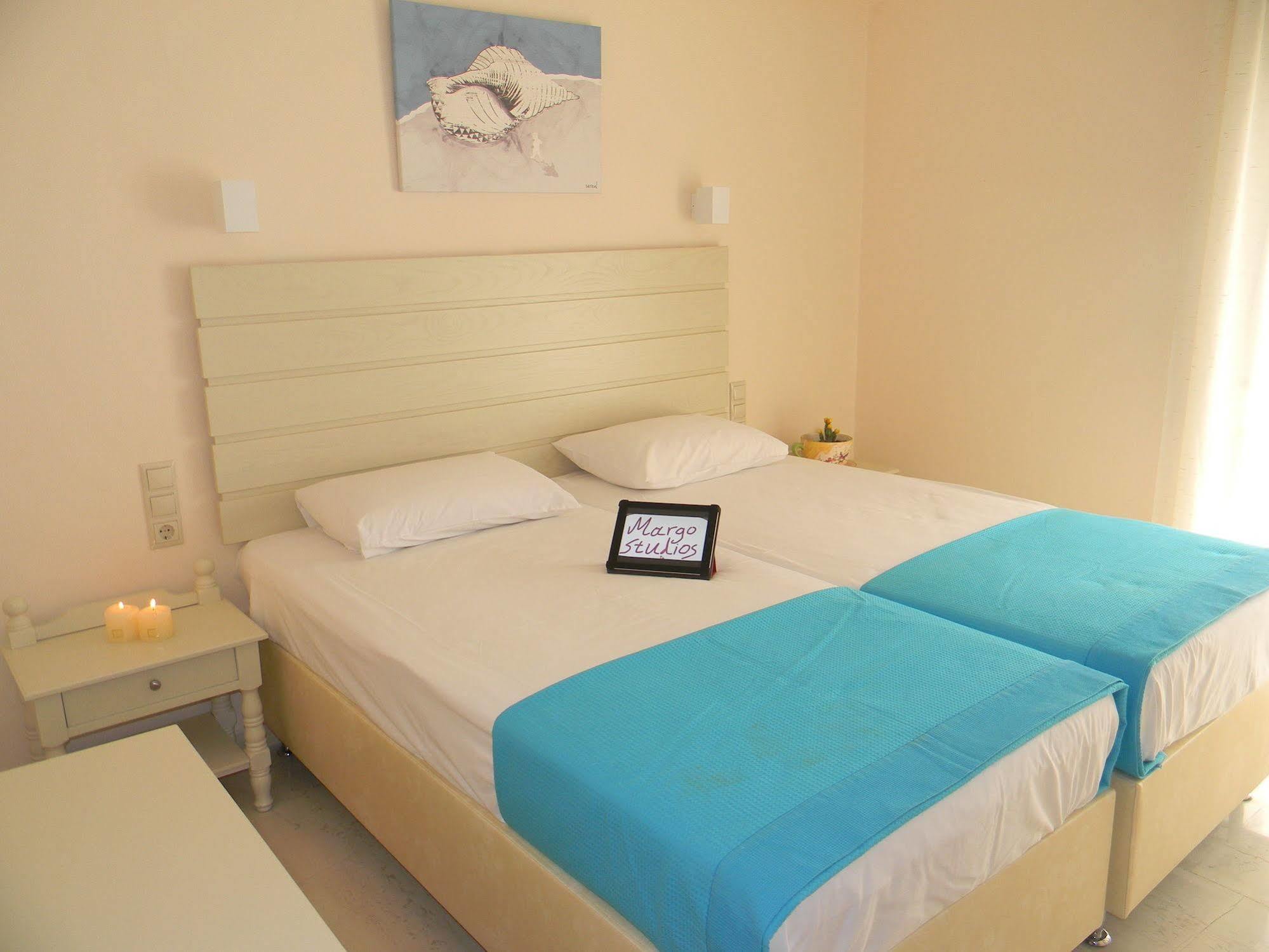 Margo Studios Naxos City 외부 사진